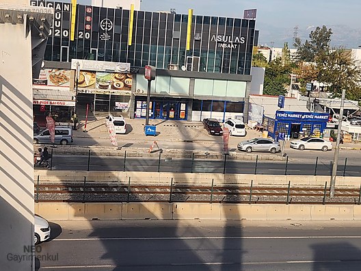 AKSU MERKEZDE - ALANYA YOLU ÜZERİ 320 M2 DÜKKAN