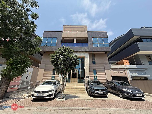 BARINAKLAR BUL. ANA CADDE ÜZERİ KİRALIK 3+1 OFİS