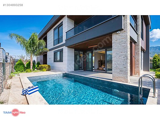 Altınkale Geniş Bahçeli ve Kapalı Garajlı Özel Tasarım villa