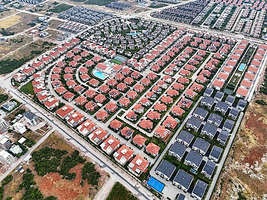 Vali Konakları 2'de Müstakil Bahçeli Eşyalı Kiralık Villa