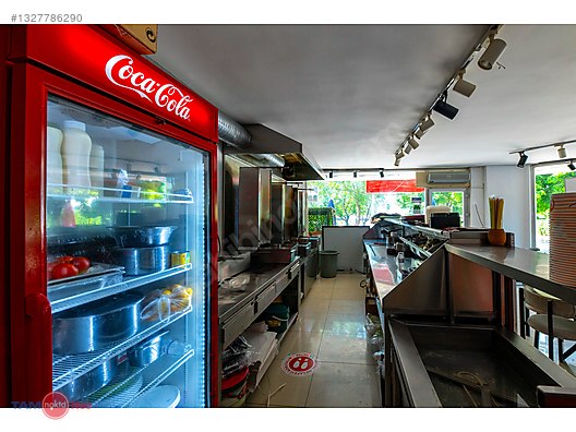 GÜZELOBA'DA CADDE ÜZERİNDE HAZIR KÖŞE RESTORAN | DEVREN KİRALIK