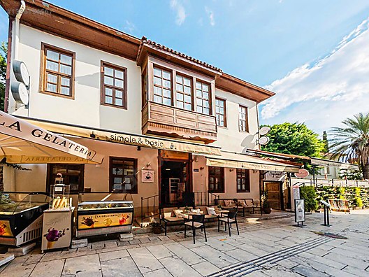 Kaleiçinde Kurumsal İşletmecilere Özel Restaurant/Cafe/Hotel