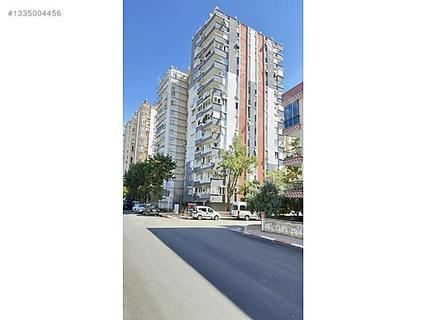 Квартира с двумя спальнями плюс гостиная, отдельной кухней и лифтом в комплексе, отличное предложение