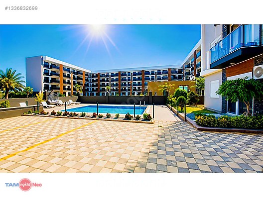 ALTINTAŞ 'TA KENDİNE AİT BAHÇEYE SAHİP HAVUZLU VE OTOPARKLI 1+1