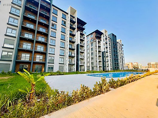 Altıntaş1+1 Bahçe Kullanımlı KapalıOtoparklı Havuz Cephe Satılık