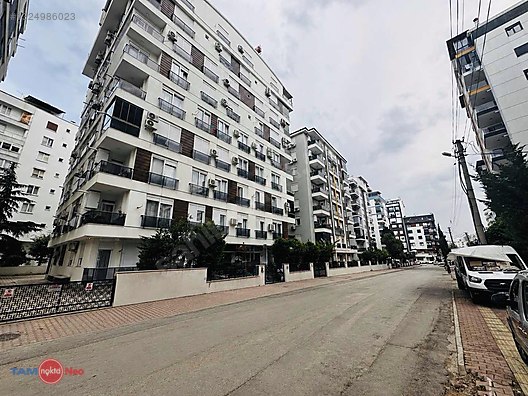 Merkezî konum da ayrı mutfaklı 2+1 doğalgaz lı satılık daire