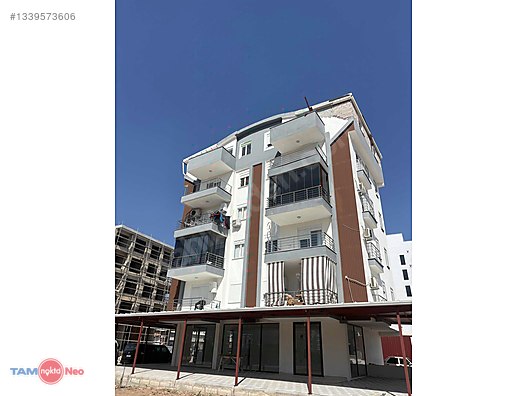Döşemealtıı'nda merkezi konumda dubleks daire