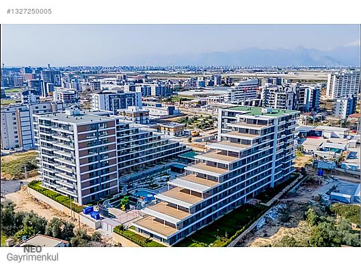 Full özellikli sitede ayrı mutfaklı full eşyalı kiralık daire