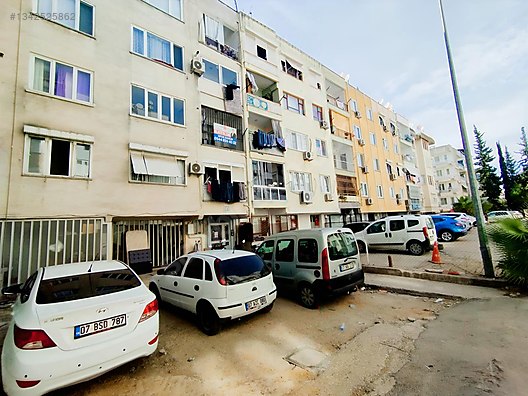 Наша квартира находится в центре Анталии в районе Üçgen, 3+1 промежуточный этаж