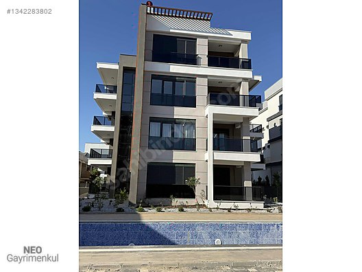 Altıntaşta havuz cepheli, güneydoğu cephe satılık ara kat daire