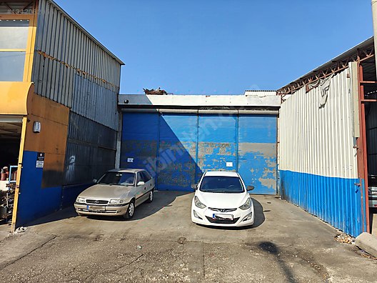 Свободный магазин площадью 250 м2 на продажу, разрешенный на 5 этажей в Акденизе (промышленная зона)